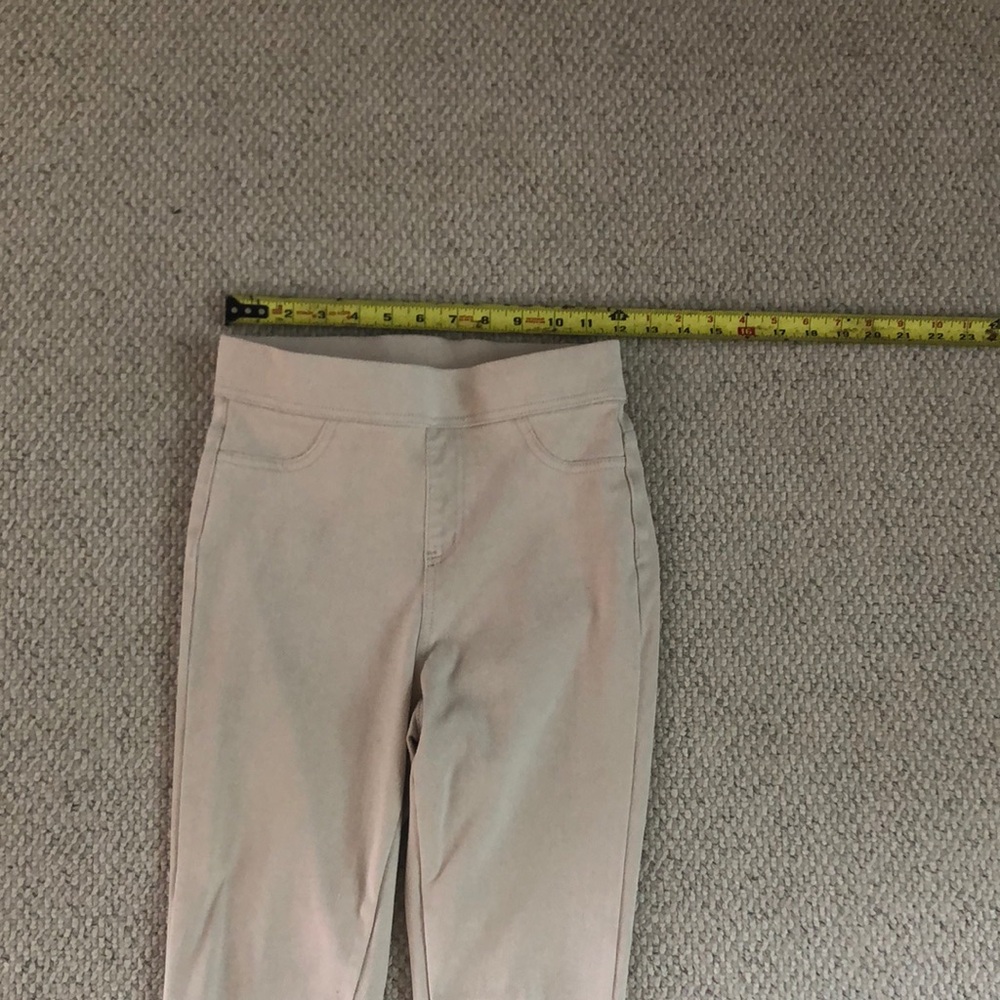 Time and Tru Cream Leggings High-Waisted Capris - Picture 5 of 9